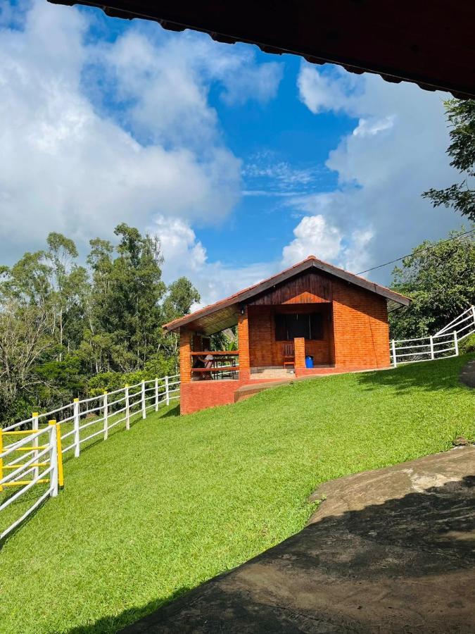 Chalés Pedacim du Céu Bueno Brandão Exterior foto