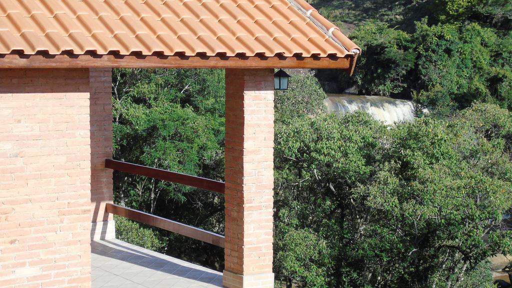 Chalés Pedacim du Céu Bueno Brandão Exterior foto